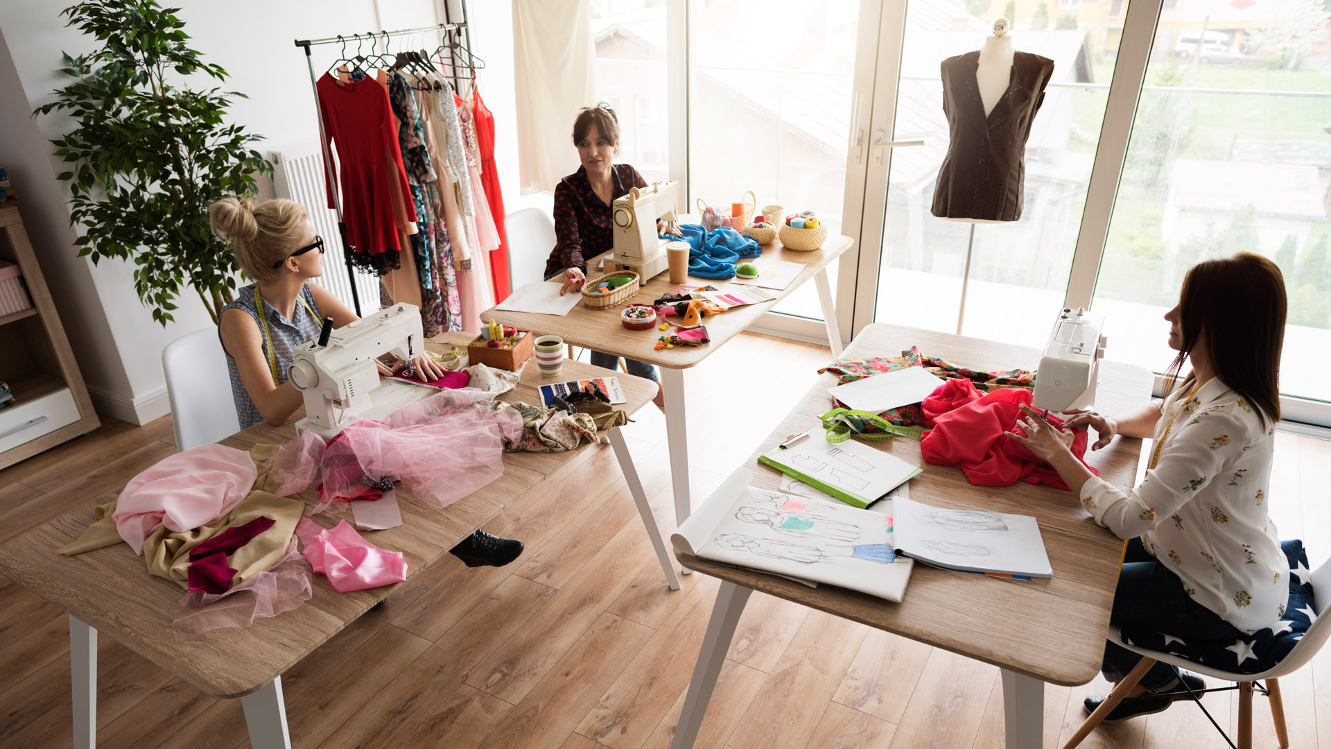 Aşağıdaki üç hizmeti sunuyoruz